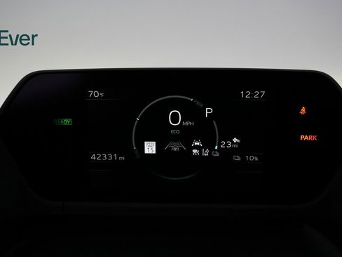 Used 2023 Toyota bZ4X Limited image 25