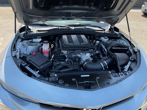Used 2021 Chevrolet Camaro ZL1 RWD image 22