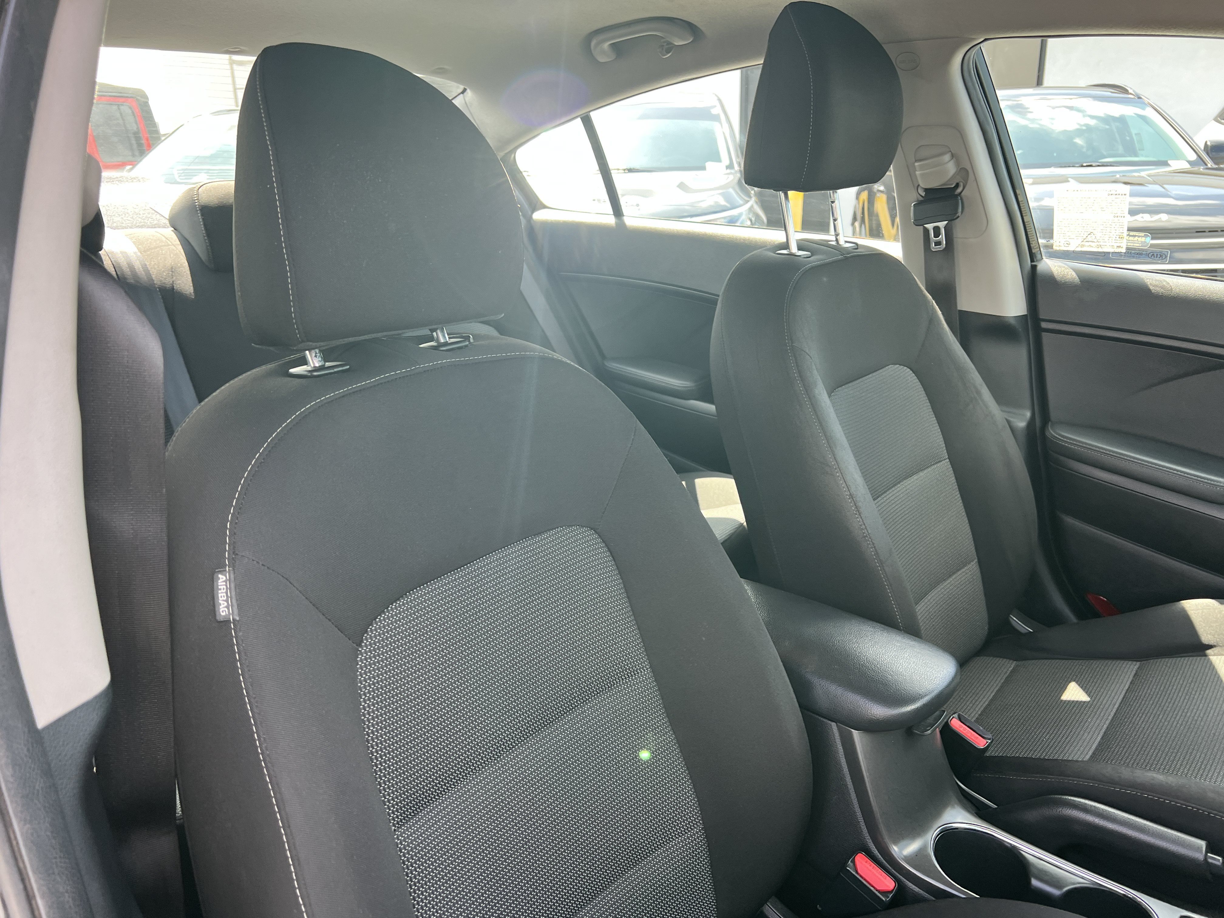 Used 2017 Kia Forte LX FWD image 17