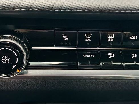 New 2026 Chevrolet Equinox LT w/ Midnight Edition image 19