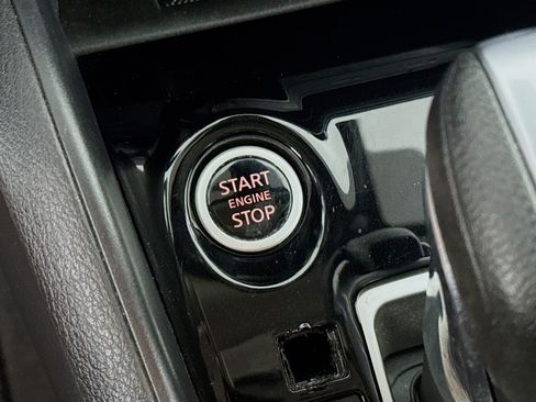 Used 2023 Nissan Versa SR w/ Trunk Package FWD image 19