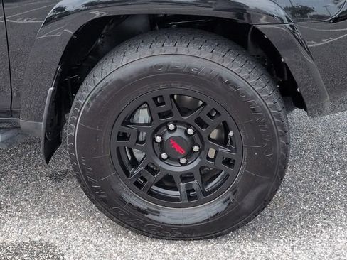 Certified 2023 Toyota 4Runner TRD Off-Road Premium w/ Moonroof Package AWD/4WD image 11