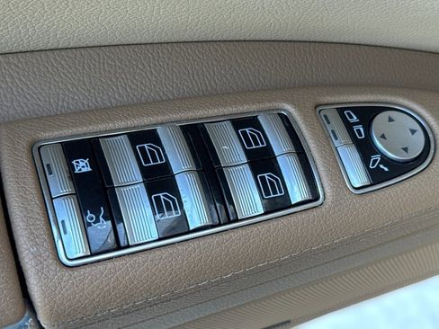 Used 2008 Mercedes-Benz S 550 image 12