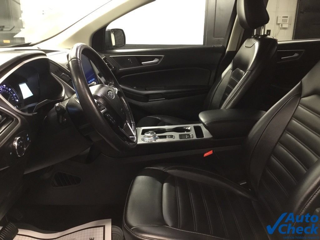 Used 2021 Ford Edge SEL w/ Convenience Package AWD/4WD image 23