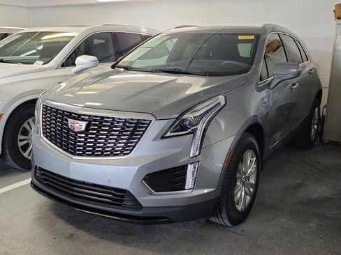 Certified 2023 Cadillac XT5 Luxury FWD image 3