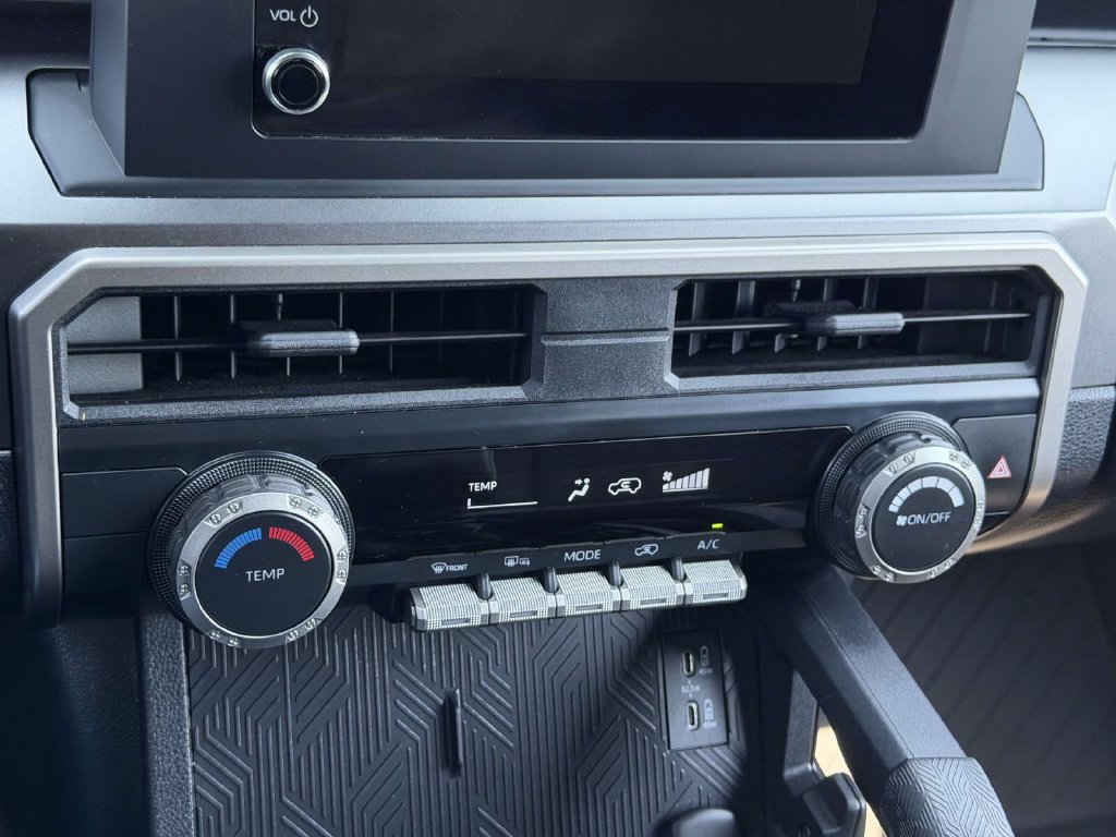 Certified 2025 Toyota 4Runner SR5 AWD/4WD image 6