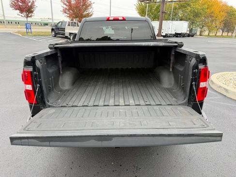 Used 2018 GMC Sierra 1500 SLE w/ SLE Value Package image 22