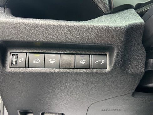 Used 2021 Toyota RAV4 XLE image 23