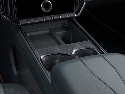 New 2026 GMC Acadia AT4 w/ Luxury Package image 24