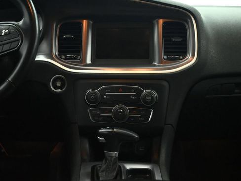 Used 2021 Dodge Charger SXT w/ Blacktop Package RWD image 37