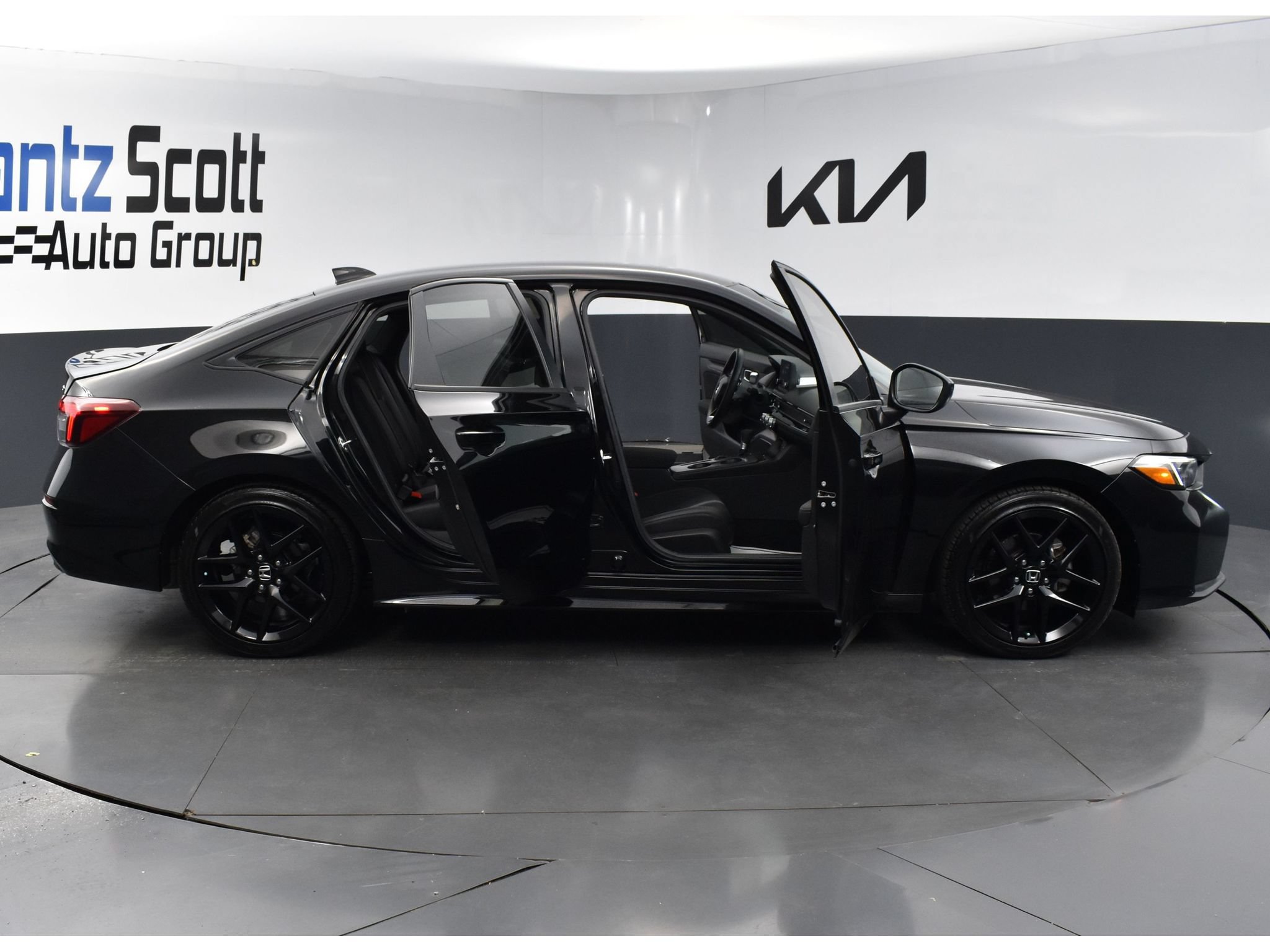 Used 2025 Honda Civic Sport image 28