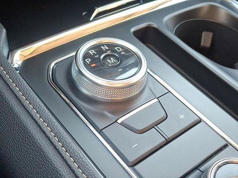 Certified 2024 Ford Expedition Max XLT image 15