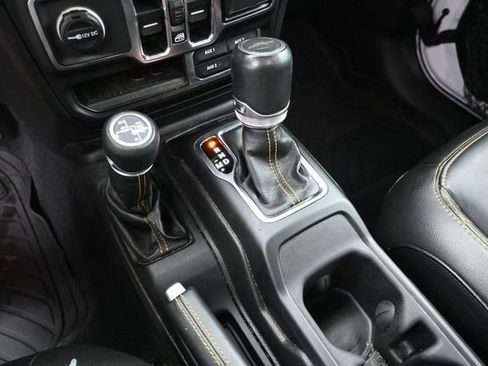 Used 2021 Jeep Gladiator Overland AWD/4WD image 27