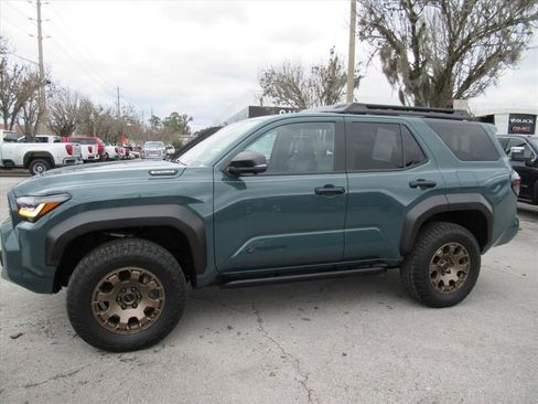 Used 2025 Toyota 4Runner Trailhunter image 4