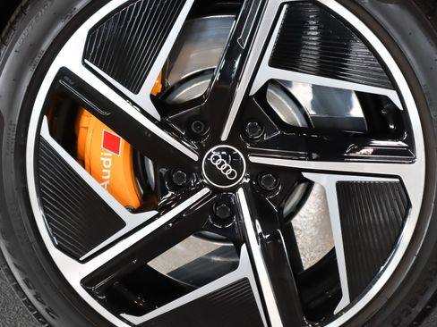 Used 2023 Audi RS e-tron GT w/ Carbon Performance Package image 16