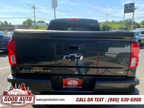Used 2017 Chevrolet Silverado 1500 LTZ Z71 w/ LTZ Plus Package AWD/4WD image 6