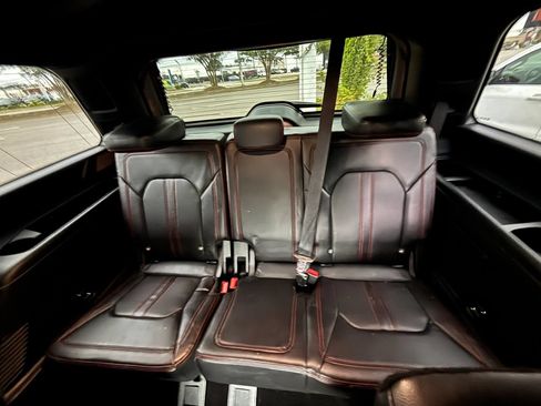 Used 2021 Ford Expedition Limited AWD/4WD image 23