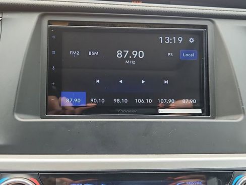 Used 2014 Toyota Highlander XLE AWD/4WD image 13