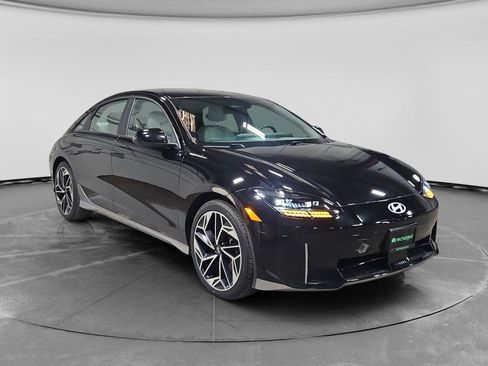 Used 2024 Hyundai Ioniq 6 SEL AWD/4WD image 4