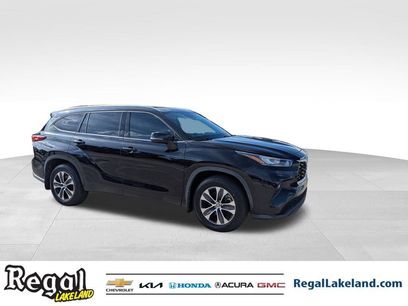 Used 2020 Toyota Highlander XLE