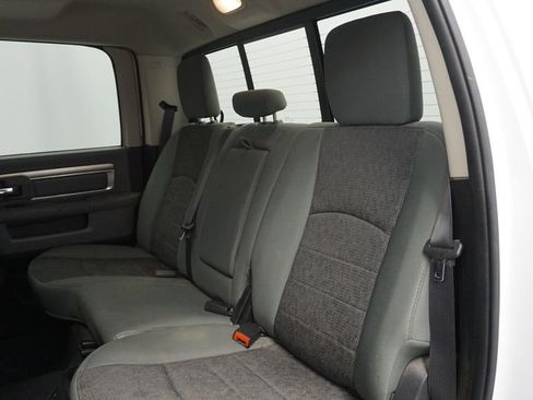 Used 2015 RAM 1500 Big Horn image 31