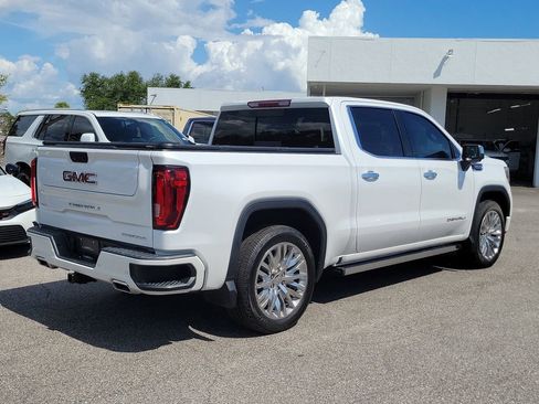 Used 2019 GMC Sierra 1500 Denali w/ Denali Ultimate Package AWD/4WD image 4
