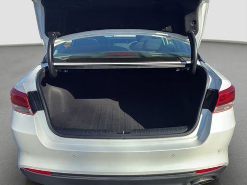 Used 2018 Kia Optima LX w/ 17" Alloy Wheels Package image 22