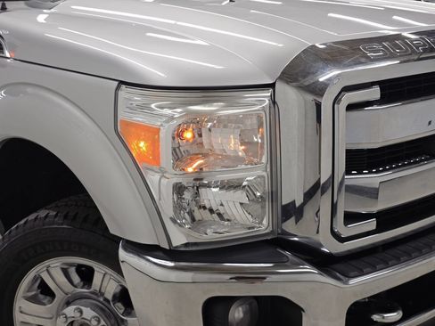 Used 2016 Ford F250 Lariat w/ Chrome Package AWD/4WD image 30
