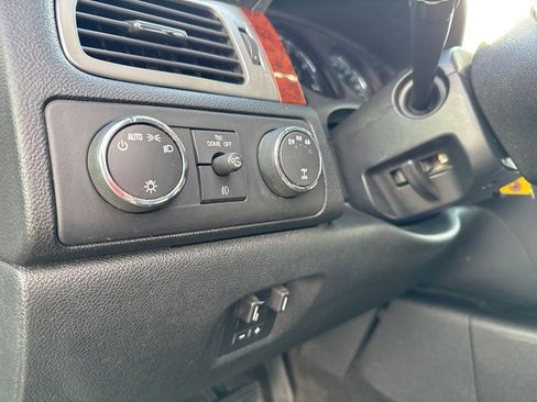 Used 2011 Chevrolet Silverado 3500 LTZ image 9