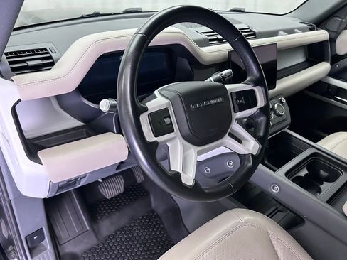Used 2022 Land Rover Defender 110 XS Edition AWD/4WD image 29