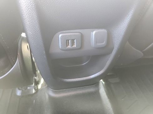 Certified 2015 Chevrolet Colorado Z71 AWD/4WD image 32