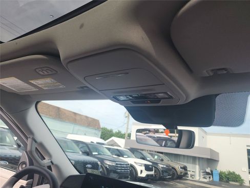 New 2026 Lincoln Navigator Reserve AWD/4WD image 31