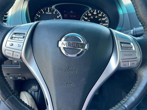 Used 2016 Nissan Altima 2.5 SL FWD image 13