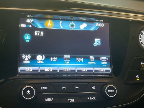 Used 2019 Buick Envision Essence image 16