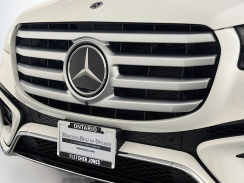 New 2026 Mercedes-Benz GLS 580 4MATIC image 13