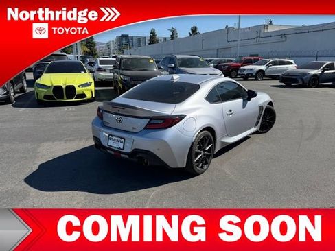 Certified 2022 Toyota GR86 Premium RWD image 4