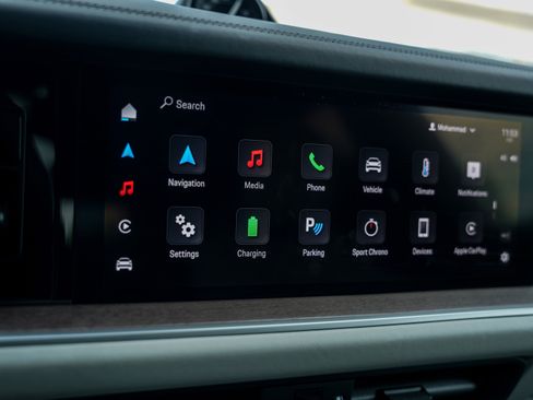 Certified 2025 Porsche Cayenne E-Hybrid image 21