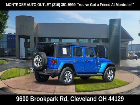 Used 2022 Jeep Wrangler Unlimited Sahara w/ LED Lighting Group AWD/4WD image 4