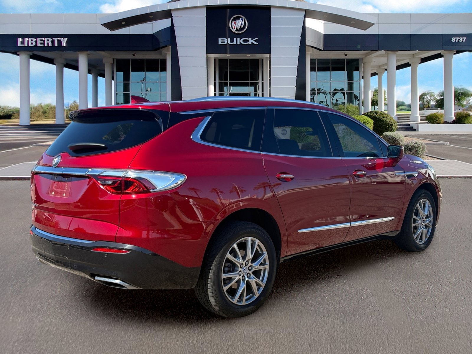 Used 2023 Buick Enclave Premium FWD image 3
