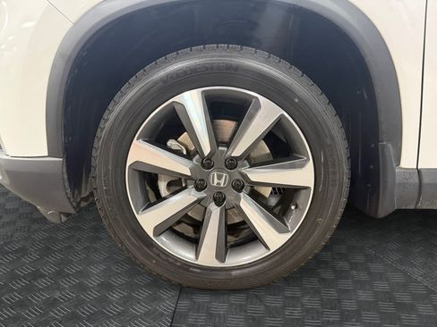 Used 2025 Honda Pilot Elite image 15