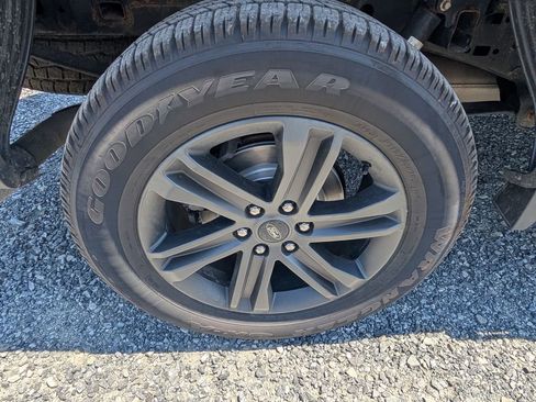 Used 2021 Ford F150 XLT w/ Equipment Group 302A High AWD/4WD image 16