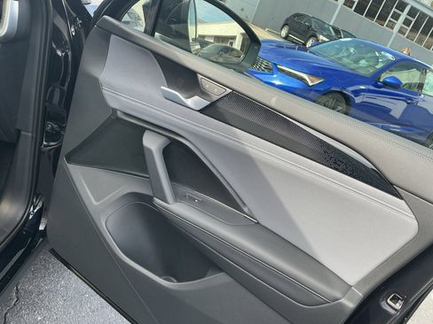 New 2026 Volkswagen Tiguan SE R-Line image 31