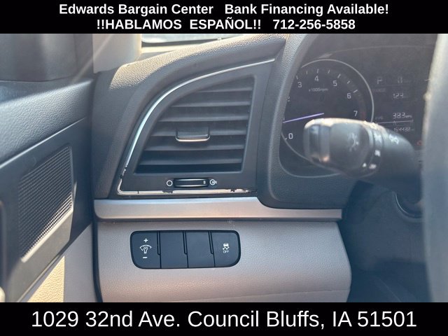 Used 2017 Hyundai Elantra SE FWD image 19