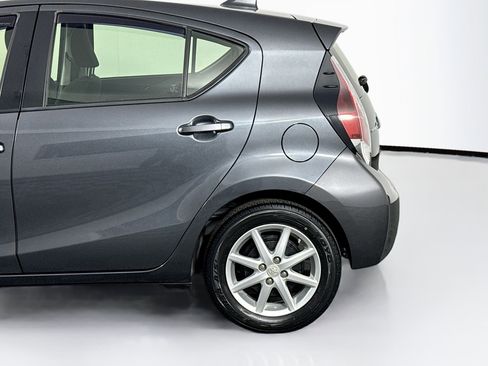 Used 2016 Toyota Prius C Two image 36