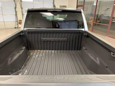 Used 2024 Toyota Tacoma SR5 AWD/4WD image 6