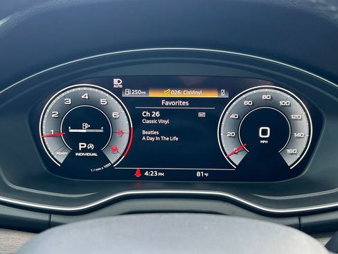 Used 2021 Audi Q5 2.0T Premium Plus w/ Premium Plus Package AWD/4WD image 37