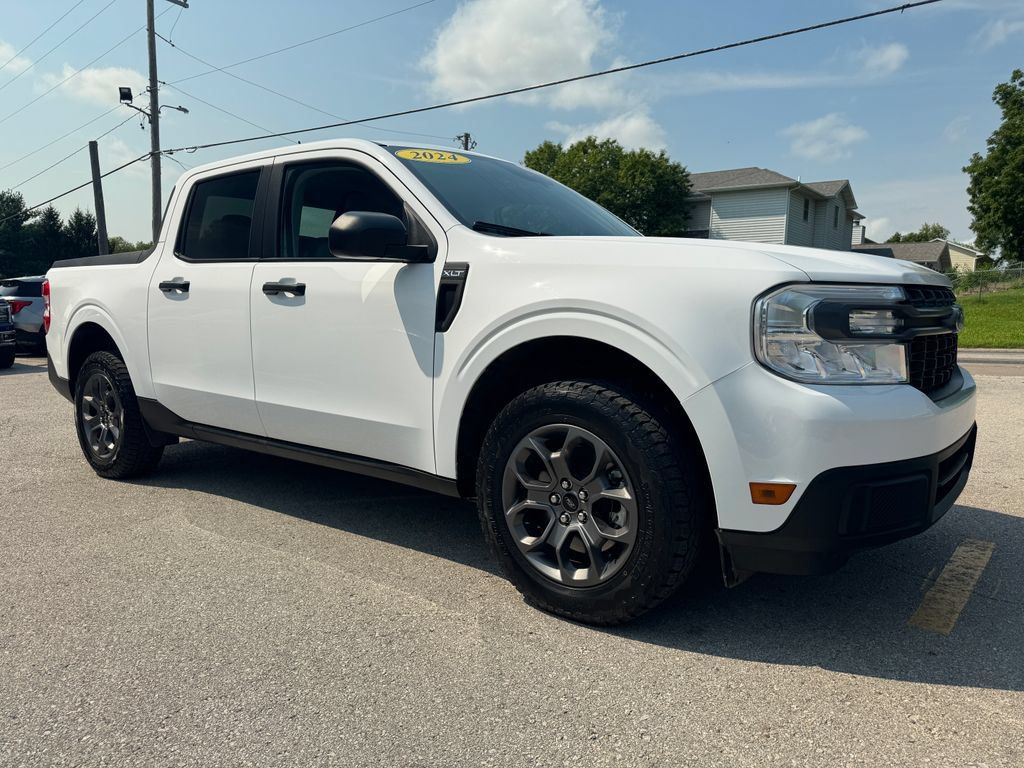 Used 2024 Ford Maverick XLT w/ Equipment Group 300A Standard AWD/4WD image 3