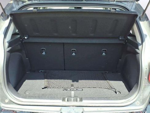 Used 2023 Hyundai Venue SEL w/ Cargo Package image 9