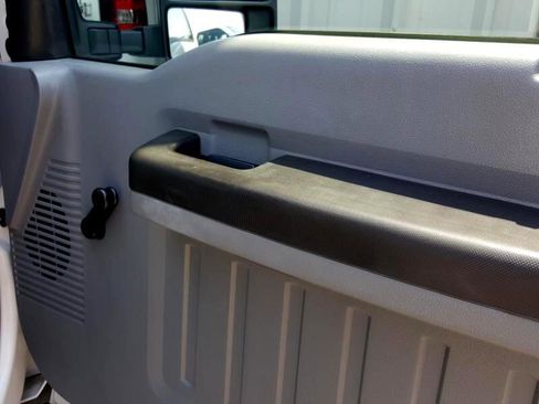 Used 2012 Ford F250 XL image 18