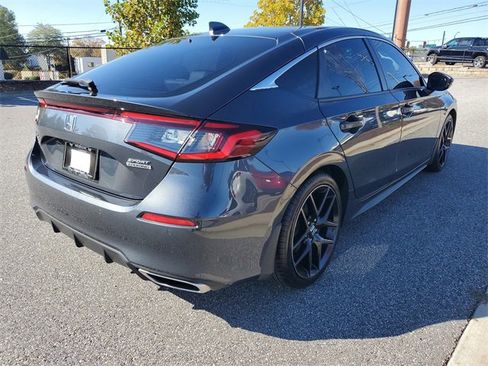 Certified 2022 Honda Civic Sport Touring image 4